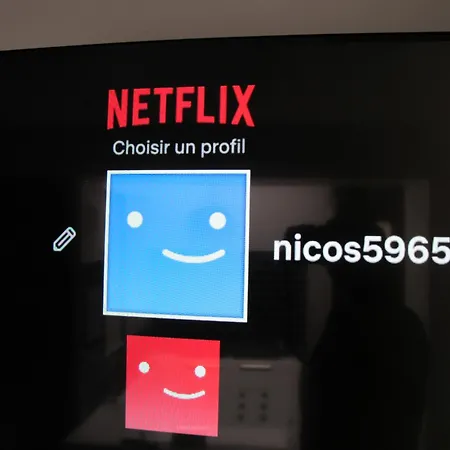 Loveroom, Les Annees 80 Chez Nounours Lejlighed *